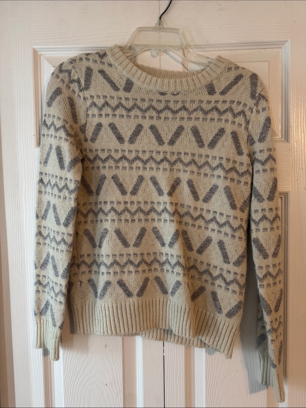Anthropologie Cream and Gray Patterned Women's Crewneck Sweater